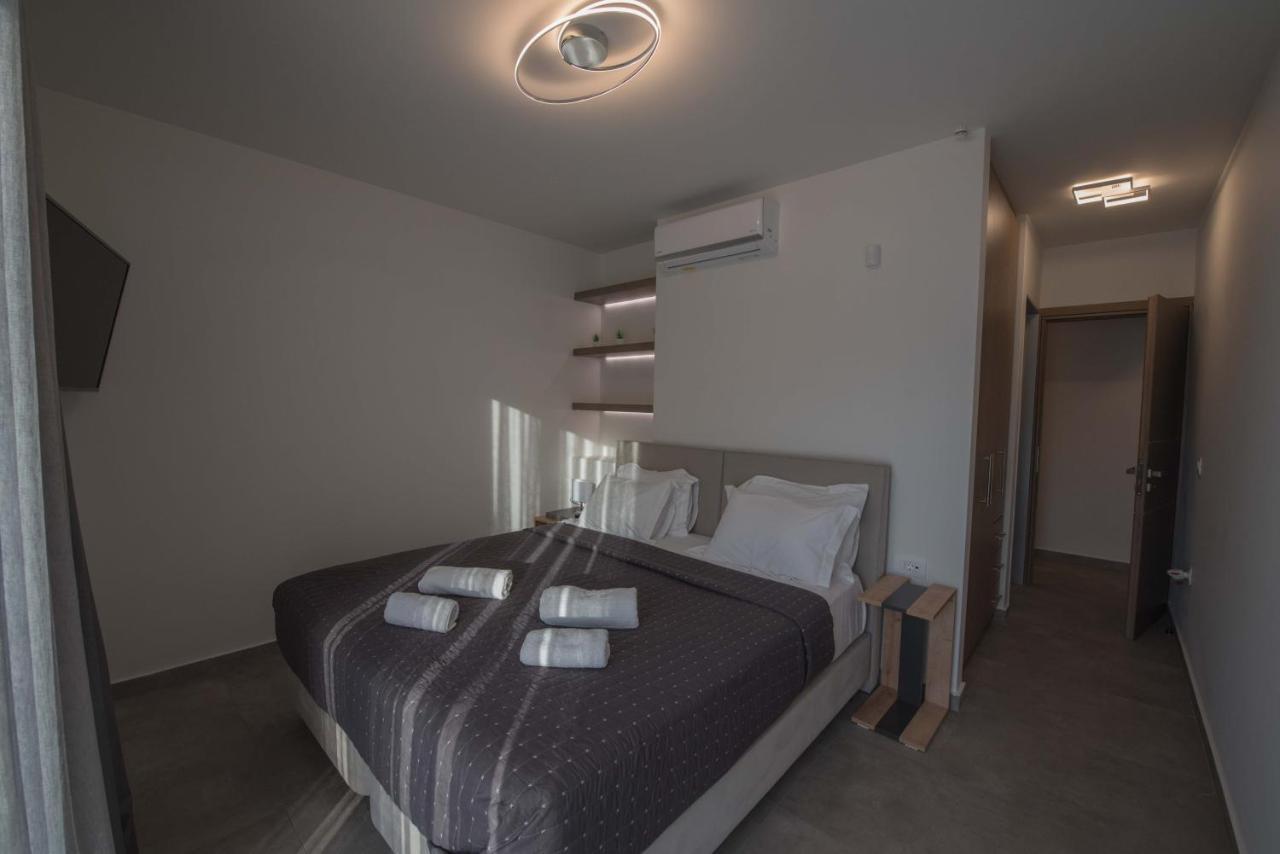Mr Grey Luxury Villa Spartokhórion Exteriör bild