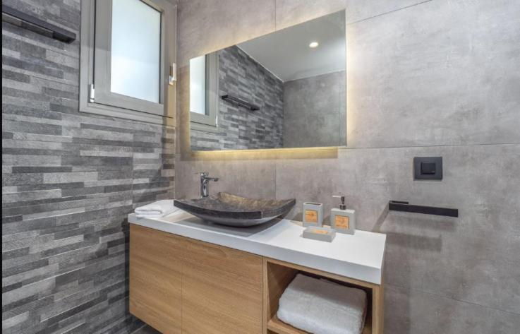 Mr Grey Luxury Villa Spartokhórion Exteriör bild