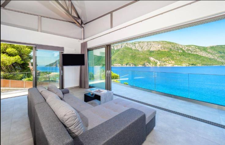Mr Grey Luxury Villa Spartokhórion Exteriör bild
