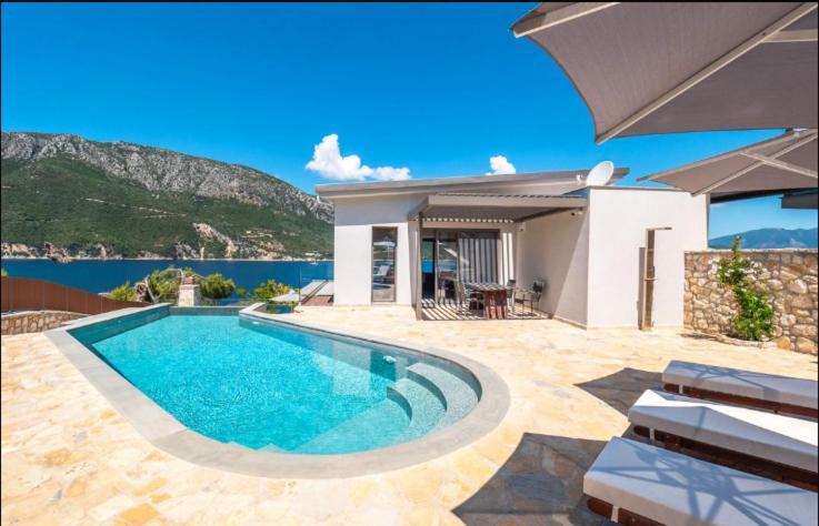 Mr Grey Luxury Villa Spartokhórion Exteriör bild